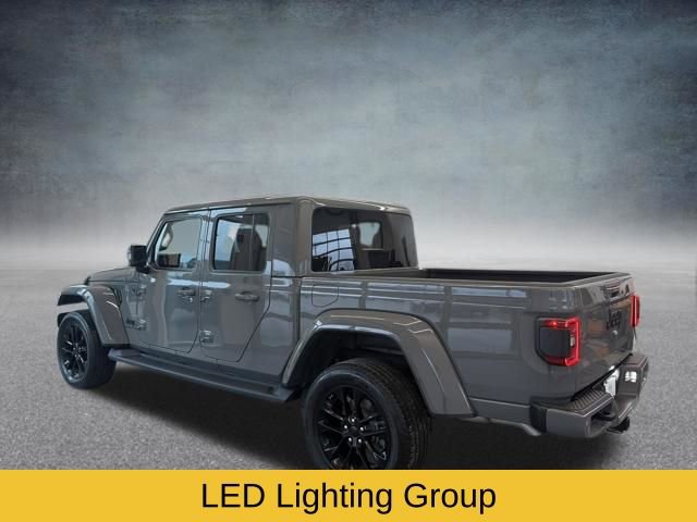 Used 2022 Jeep Gladiator Overland image 10