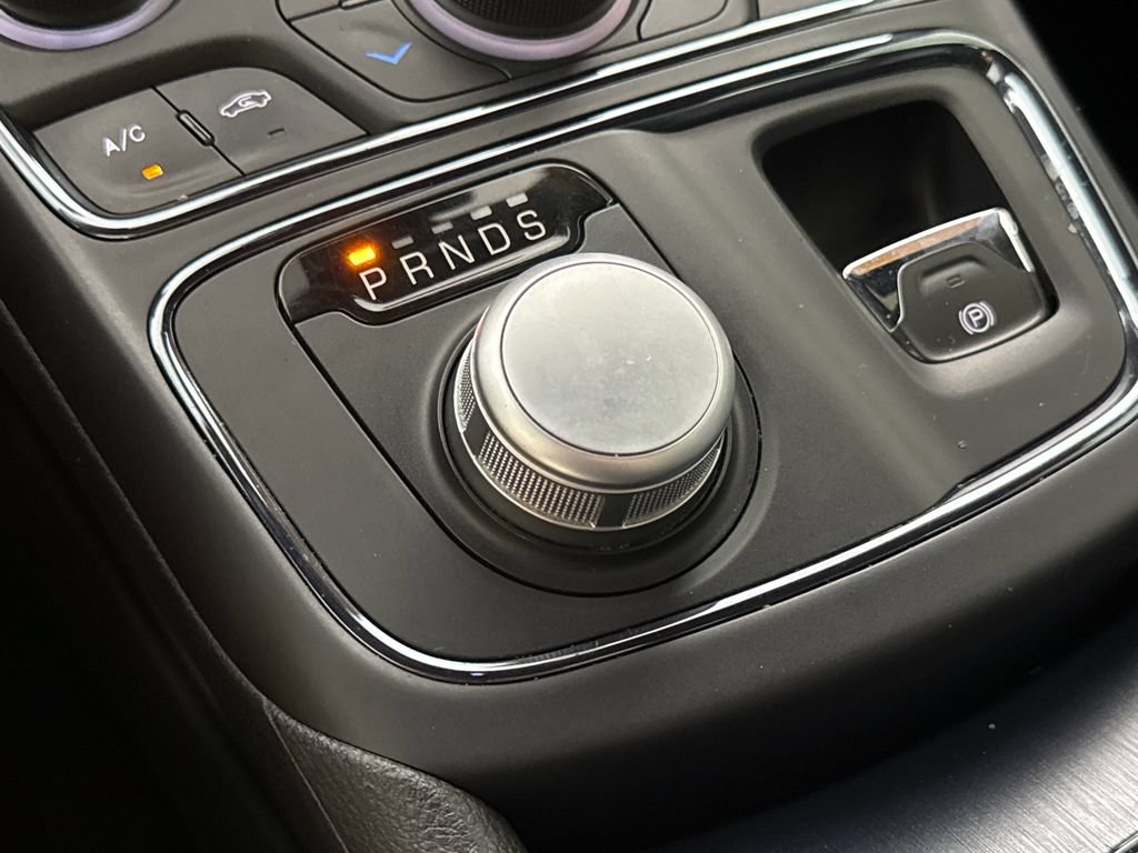 Used 2015 Chrysler 200 S w/ Navigation & Sound Group I FWD image 19