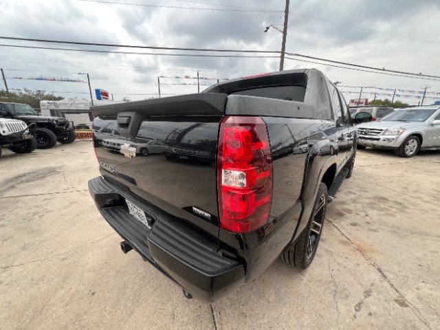 Used 2008 Chevrolet Avalanche LT w/ LT Preferred Equipment Group RWD image 5
