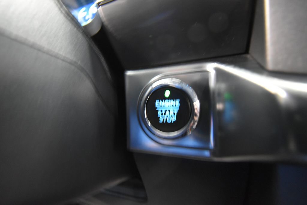 Used 2022 Ford F150 Lariat w/ Equipment Group 502A High image 14