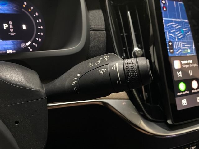 Used 2025 Volvo XC90 B6 Plus AWD/4WD image 45