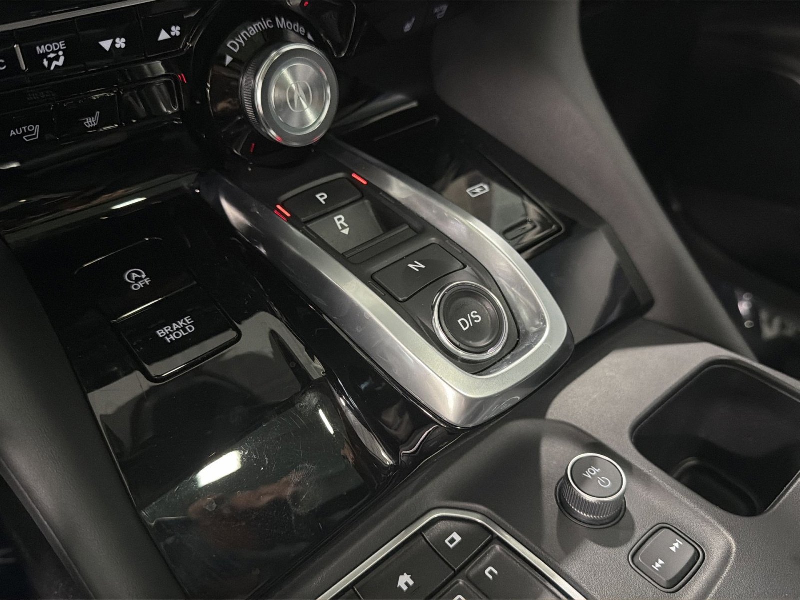 Used 2023 Acura MDX SH-AWD w/ Technology Package image 24