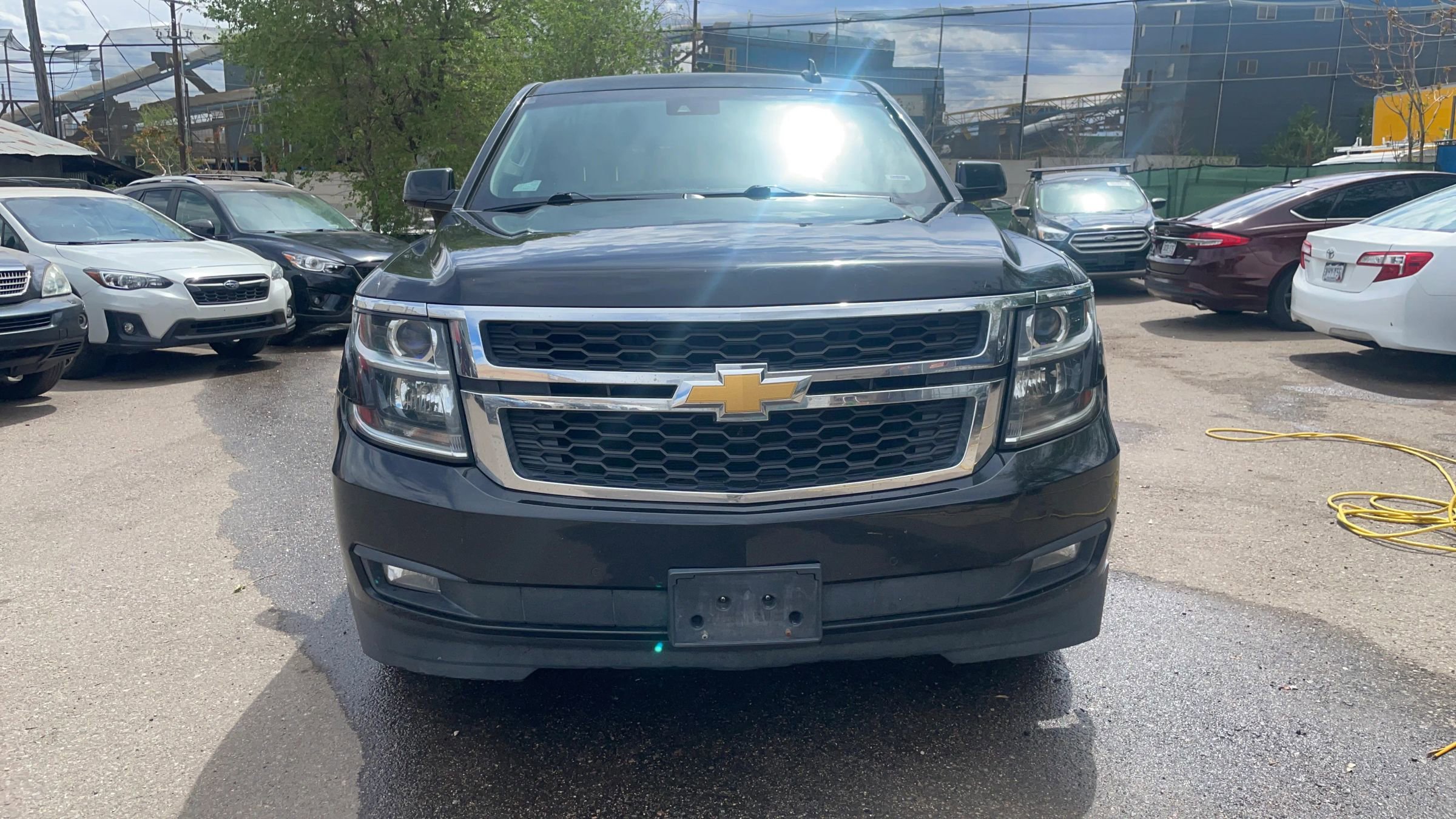 Used 2015 Chevrolet Tahoe LT w/ Luxury Package AWD/4WD image 2