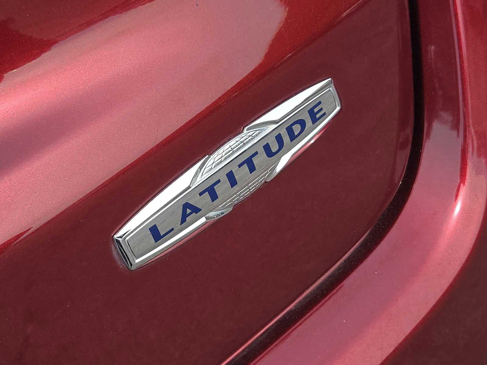 Used 2022 Jeep Compass Latitude image 11