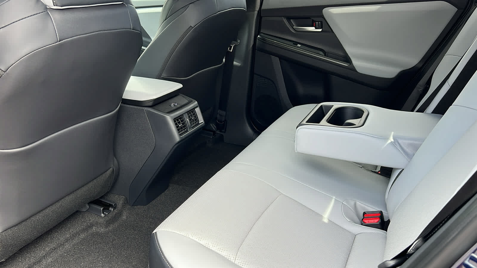 New 2026 Subaru Solterra AWD/4WD image 24