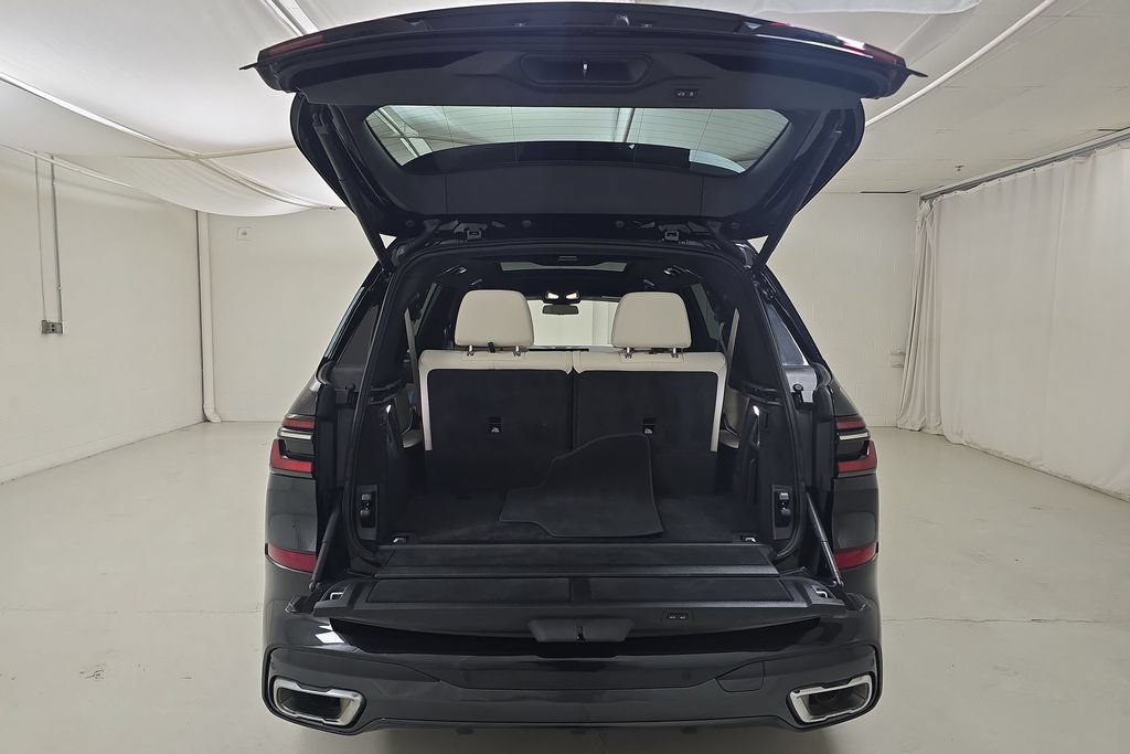 Certified 2025 BMW X7 xDrive40i w/ Executive Package AWD/4WD image 30