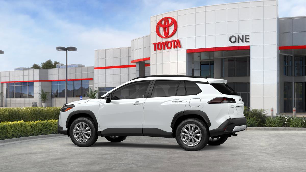 New 2026 Toyota Corolla Cross LE w/ Moonroof Package image 29