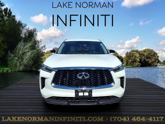 Certified 2023 INFINITI QX60 Sensory w/ Vision Package AWD/4WD image 3