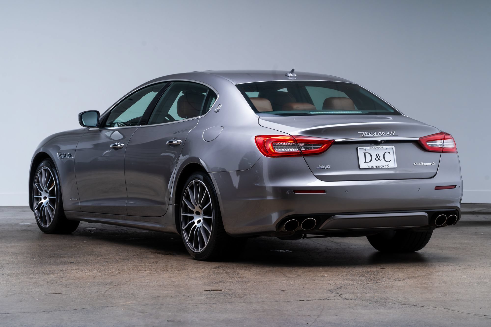 Used 2017 Maserati Quattroporte S GranLusso Q4 AWD/4WD image 4