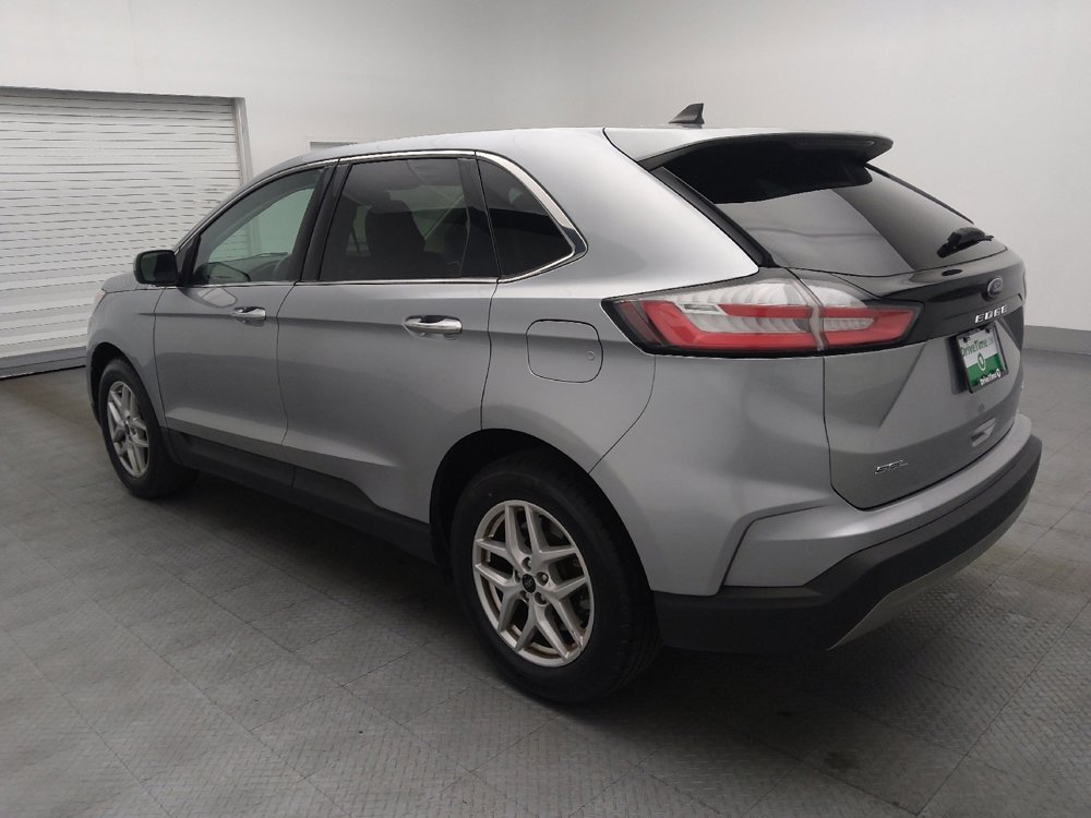 Used 2024 Ford Edge SEL image 3