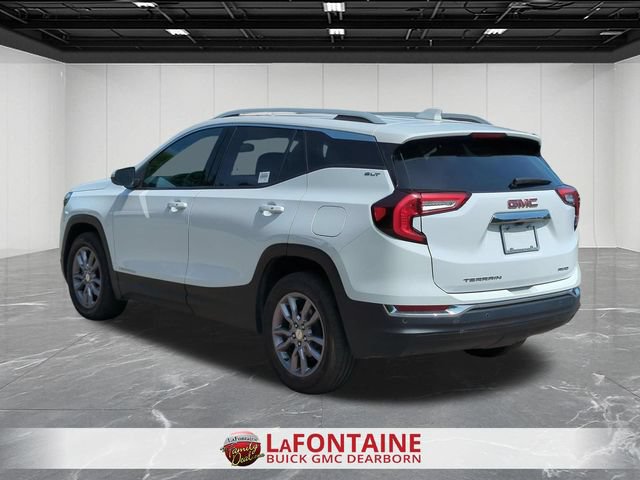 Used 2023 GMC Terrain SLT w/ LPO, Floor Liner Package AWD/4WD image 6