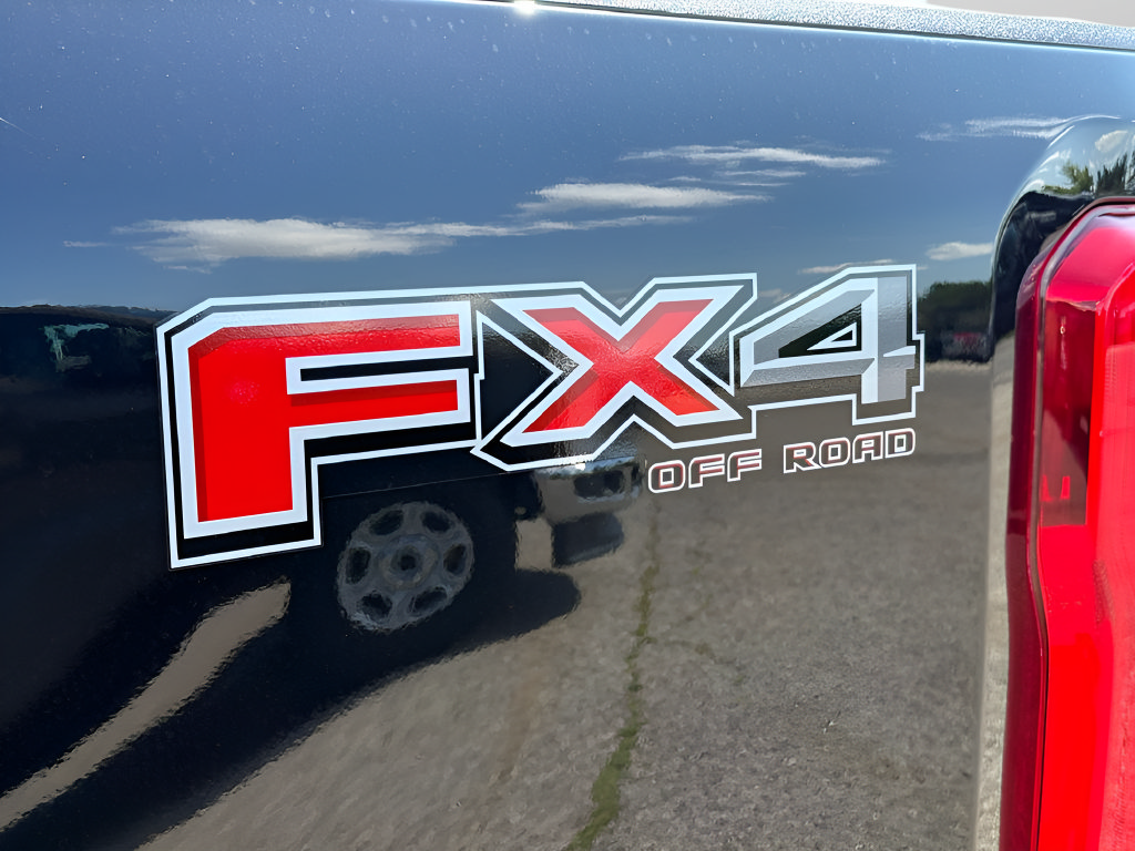 New 2026 Ford F250 XLT w/ FX4 Off-Road Package AWD/4WD image 23
