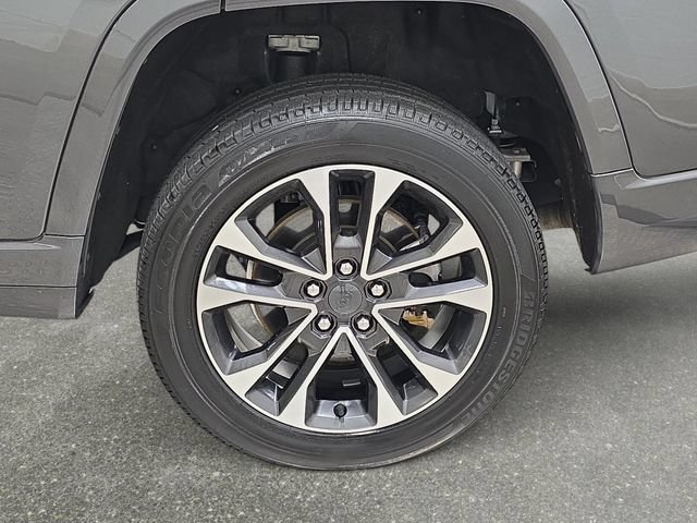 Used 2021 Jeep Grand Cherokee L Overland w/ Luxury Tech Group IV AWD/4WD image 33