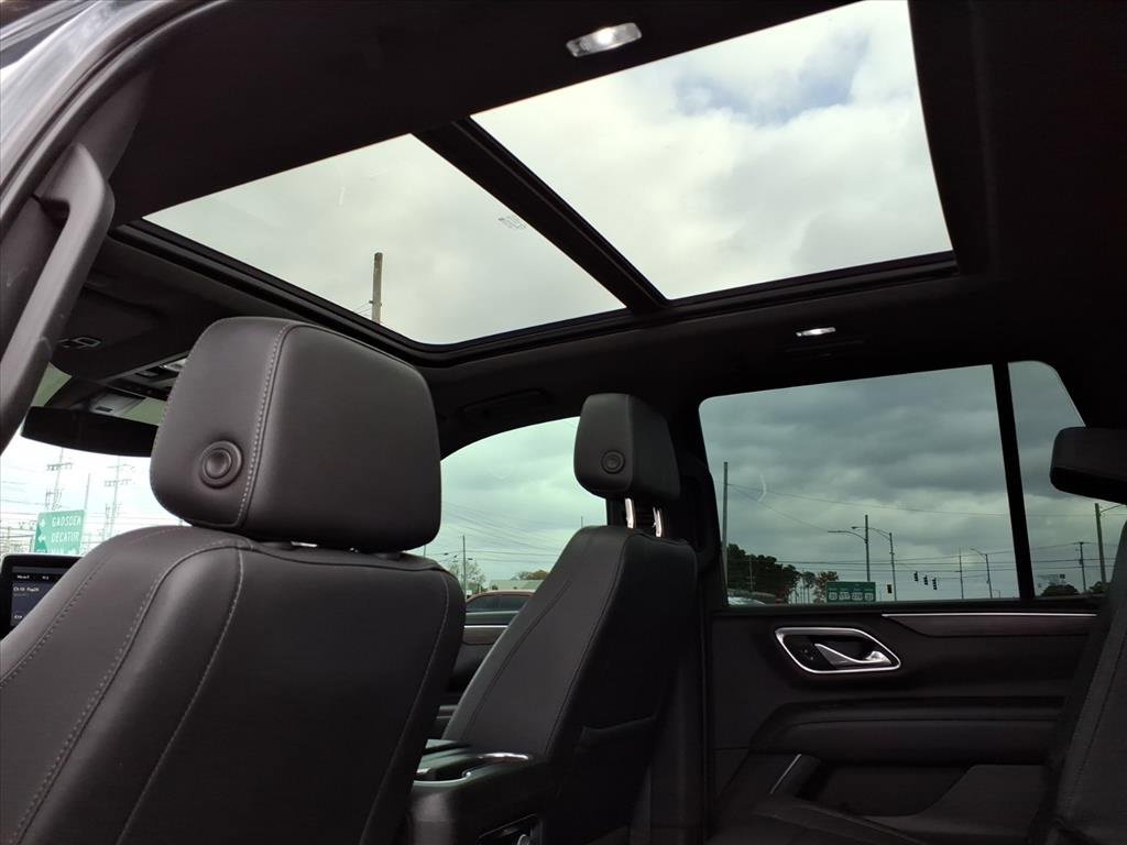 Used 2021 Chevrolet Tahoe LT w/ LT Signature Package image 19