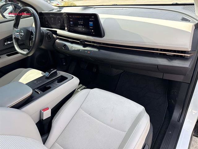 Used 2025 Nissan Ariya FWD image 13
