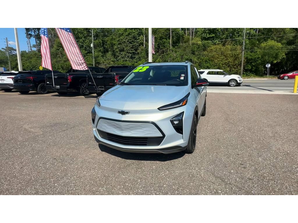 Used 2023 Chevrolet Bolt EUV Premier w/ Sun & Sound Package image 7