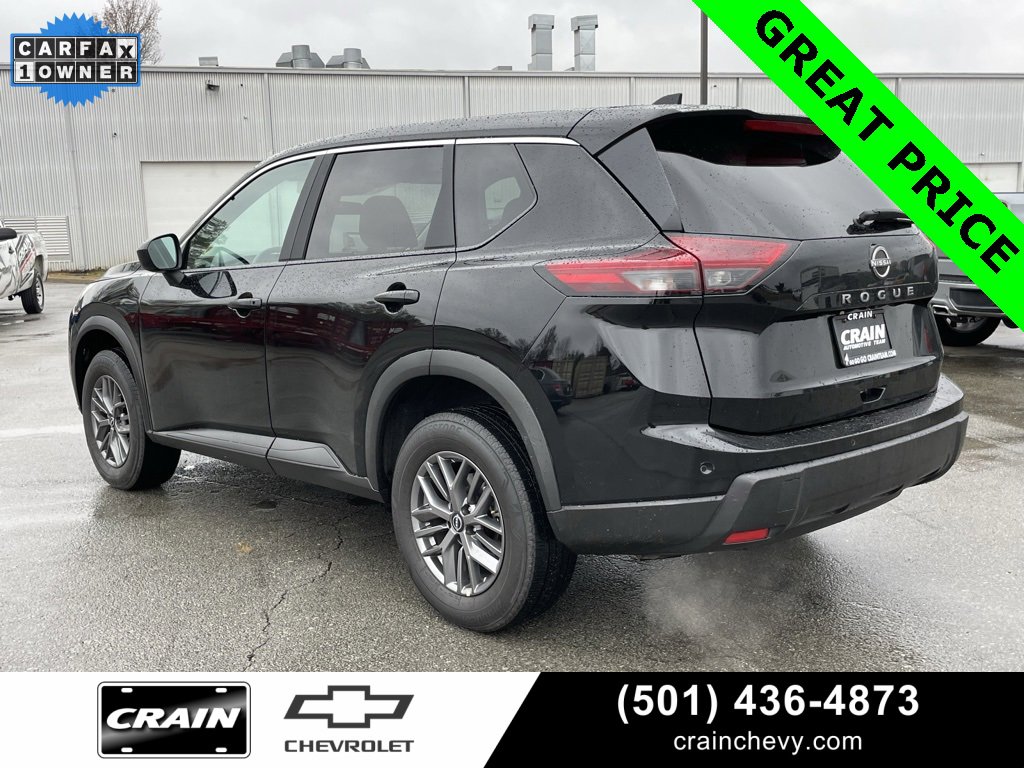Used 2024 Nissan Rogue S image 5