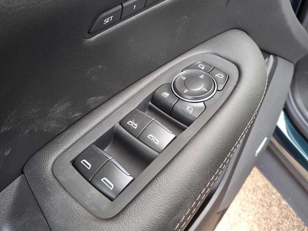 New 2026 Cadillac XT5 Premium Luxury image 13