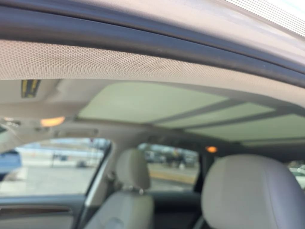 Used 2016 Audi Q5 2.0T Premium Plus w/ Technology Package AWD/4WD image 19
