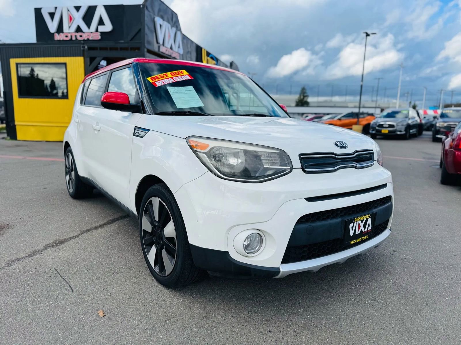 Used 2018 Kia Soul + image 3