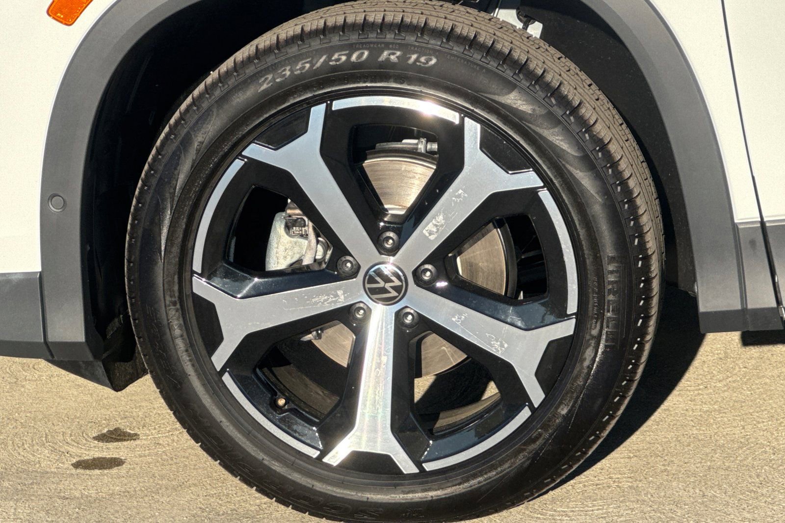New 2026 Volkswagen Tiguan SE FWD image 25