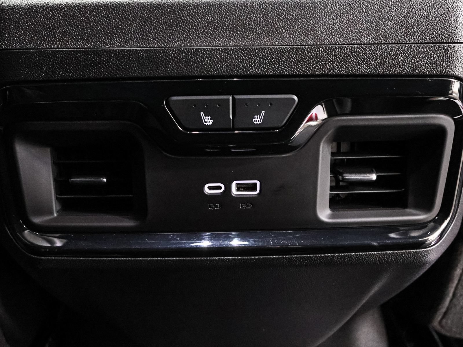 Certified 2024 GMC Sierra 2500 AT4X AWD/4WD image 27