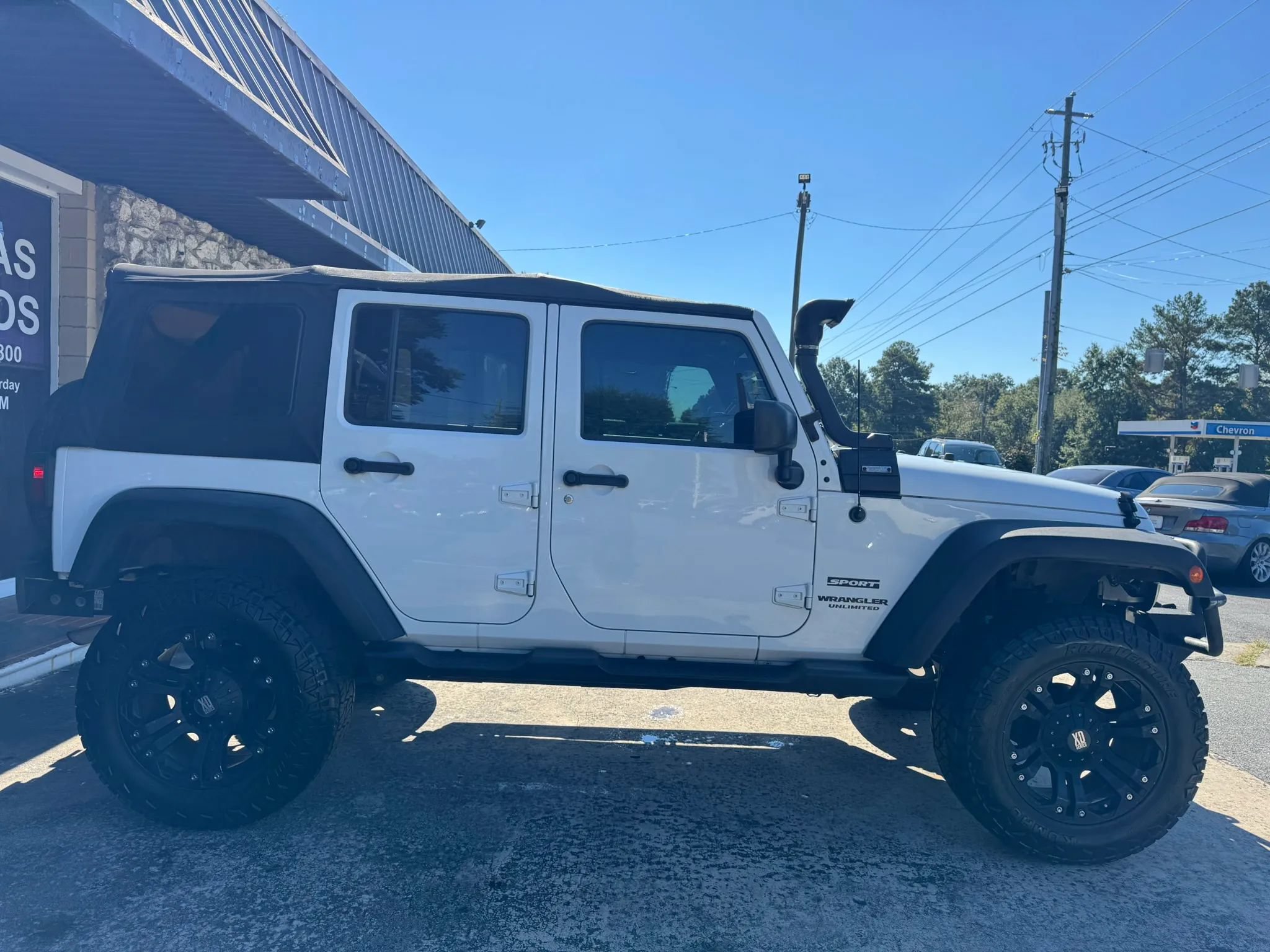 Used 2016 Jeep Wrangler Unlimited Sport w/ Quick Order Package 24S AWD/4WD image 9