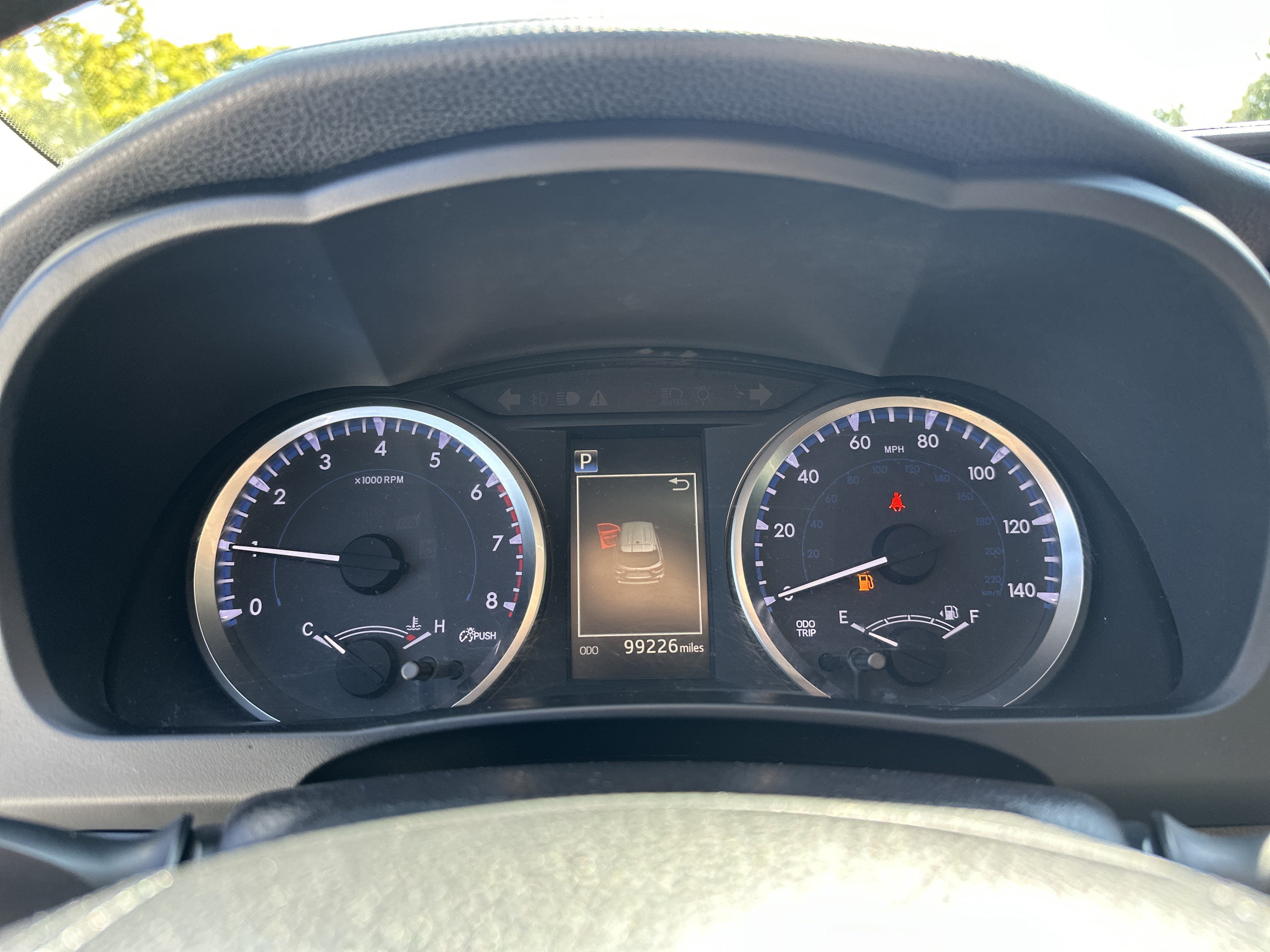 Used 2017 Toyota Highlander LE FWD image 21