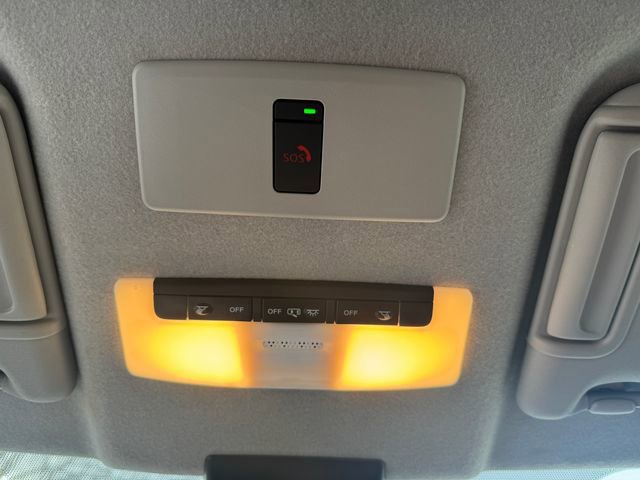 Used 2024 Nissan Kicks SR w/ SR Premium Package image 27