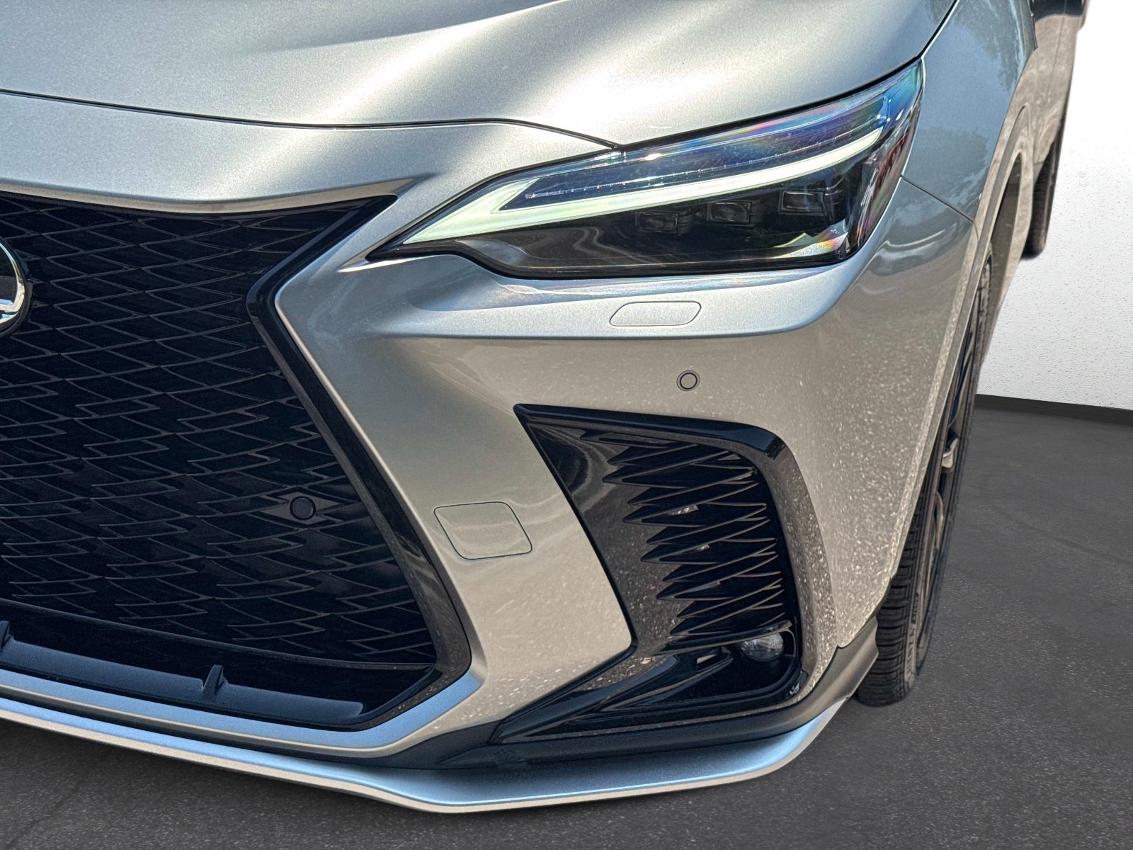 New 2026 Lexus NX 350 F Sport AWD/4WD image 9
