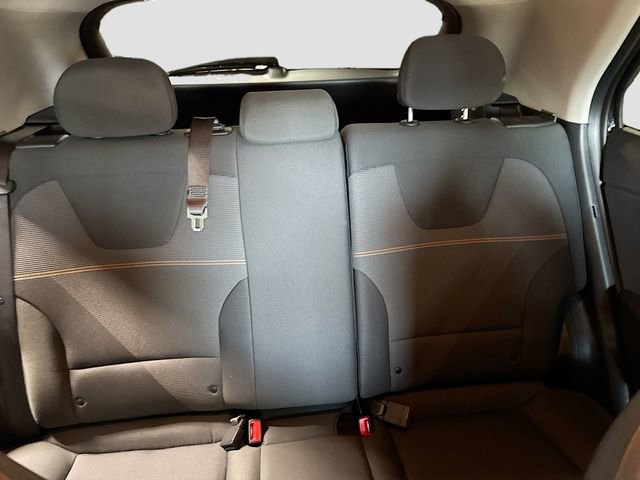 Used 2025 Kia Niro LX image 22