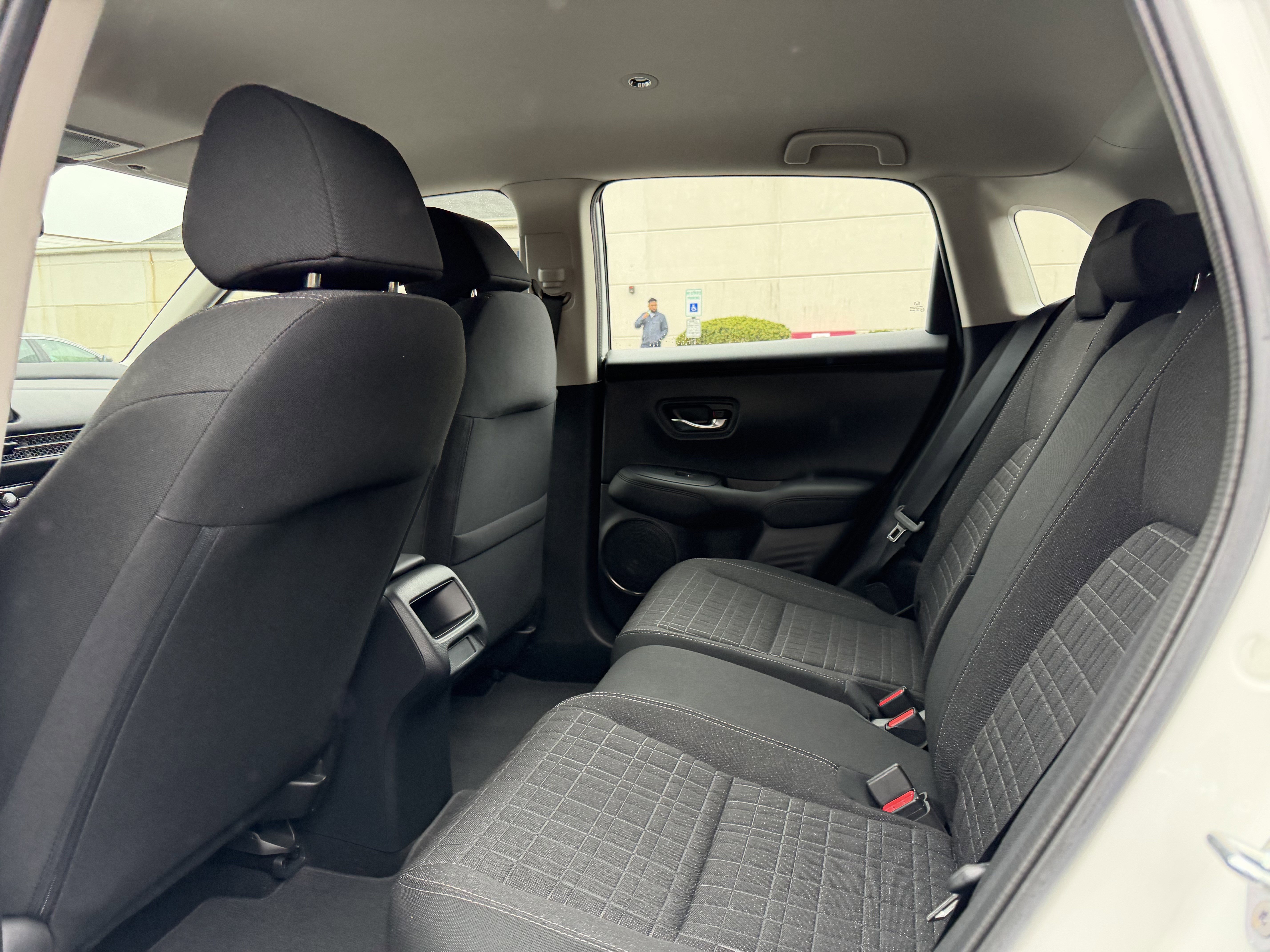 Certified 2023 Honda HR-V LX image 26