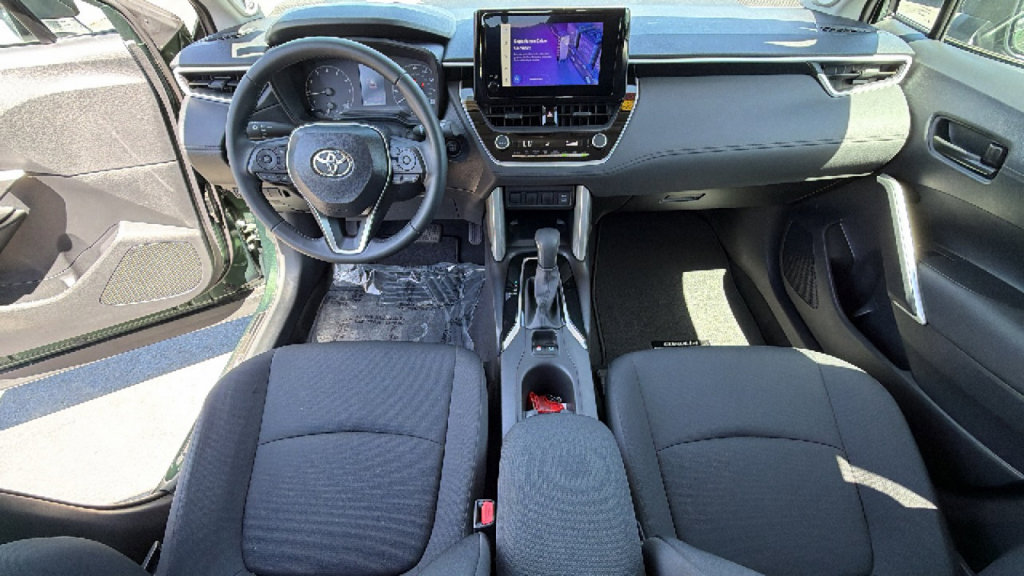 Certified 2025 Toyota Corolla Cross LE AWD/4WD image 26