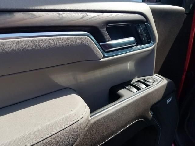 New 2026 GMC Sierra 1500 SLT w/ SLT Premium Plus Package image 8