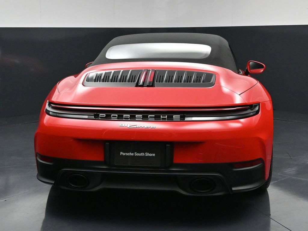 Certified 2025 Porsche 911 Carrera RWD image 9