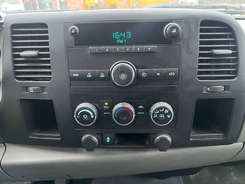 Used 2013 GMC Sierra 2500 W/T w/ Snow Plow Prep Package image 26