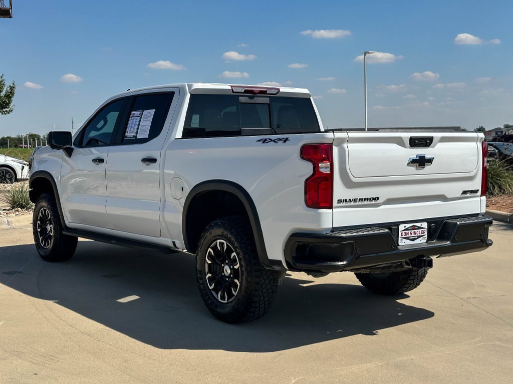 Used 2024 Chevrolet Silverado 1500 ZR2 AWD/4WD image 5