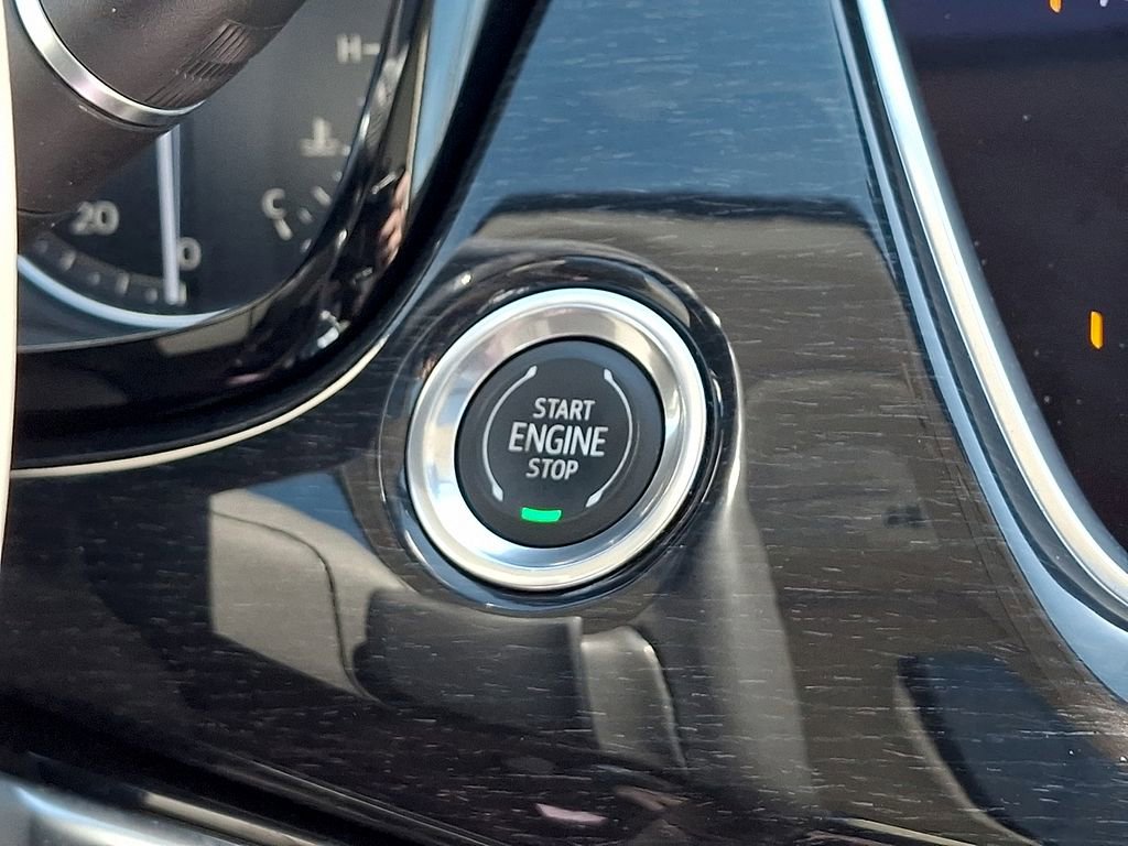 Used 2020 Cadillac XT6 Premium Luxury image 26