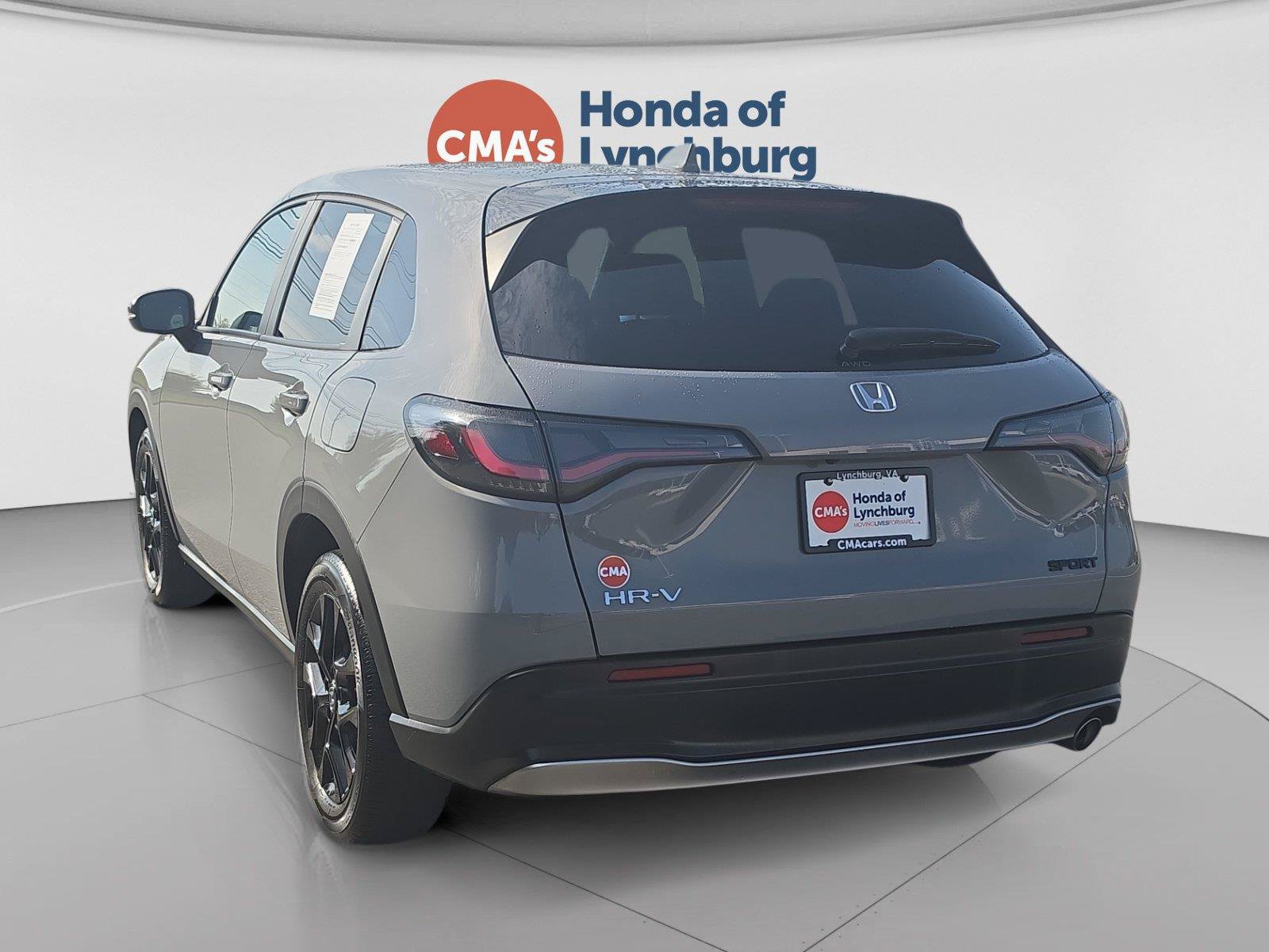 Used 2024 Honda HR-V Sport image 3