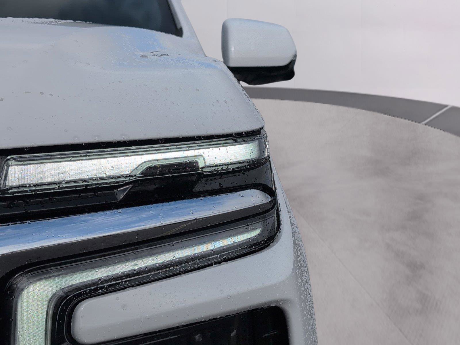 New 2026 Chevrolet Suburban LT w/ Comfort Package AWD/4WD image 7