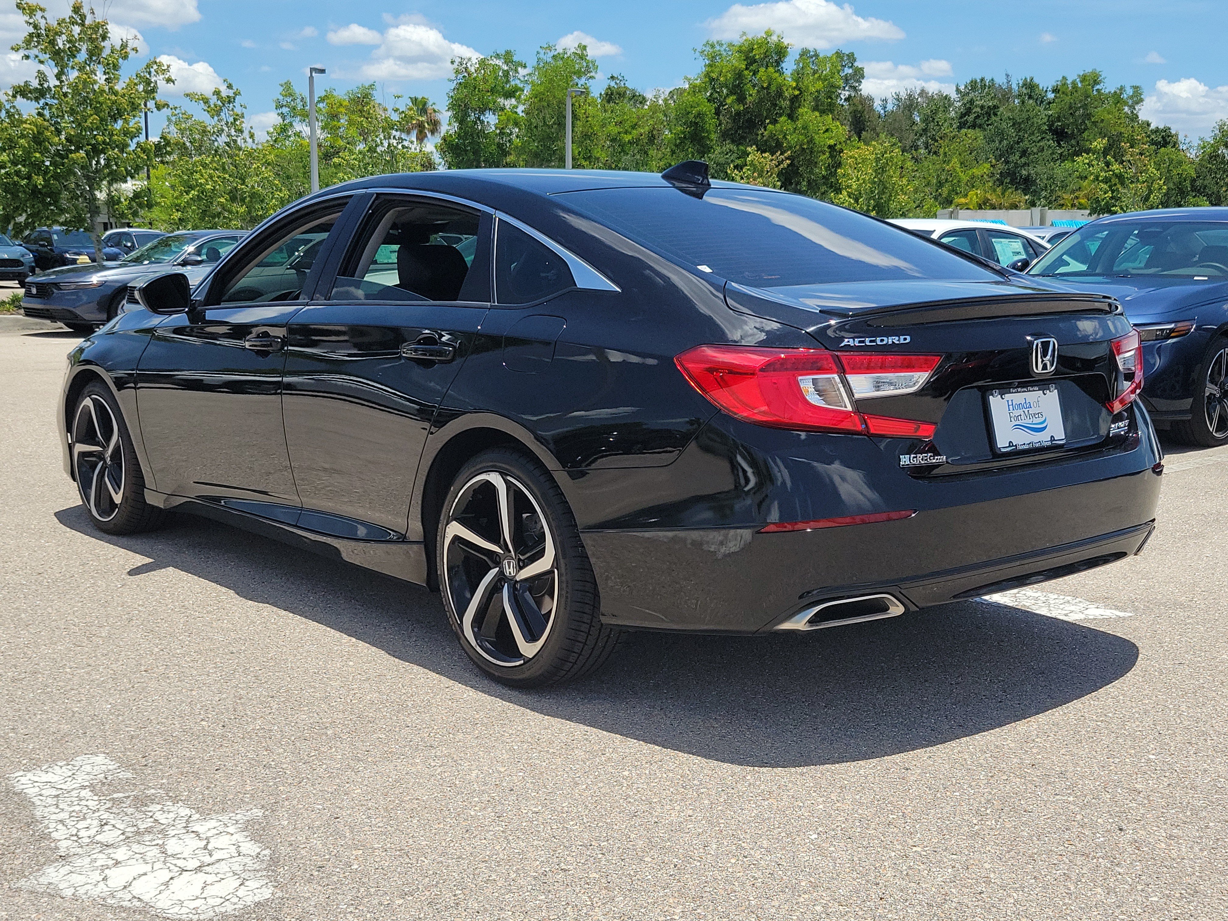 Used 2022 Honda Accord Sport Special Edition image 4