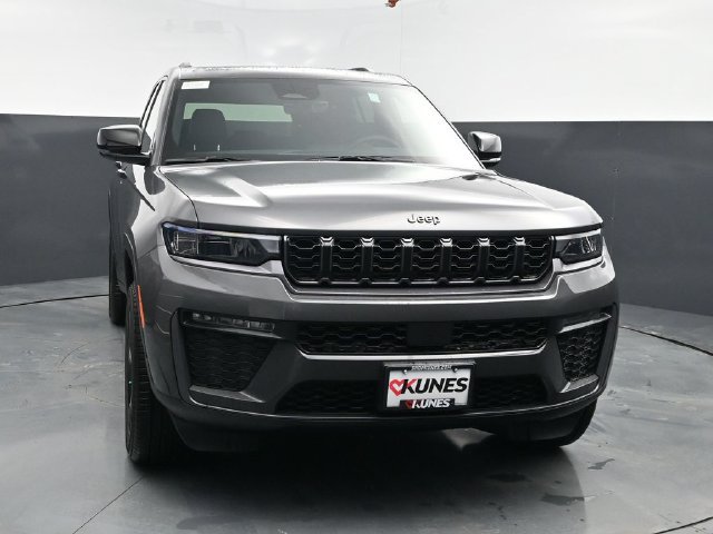 New 2026 Jeep Grand Cherokee Limited w/ Limited Altitude Package AWD/4WD image 2