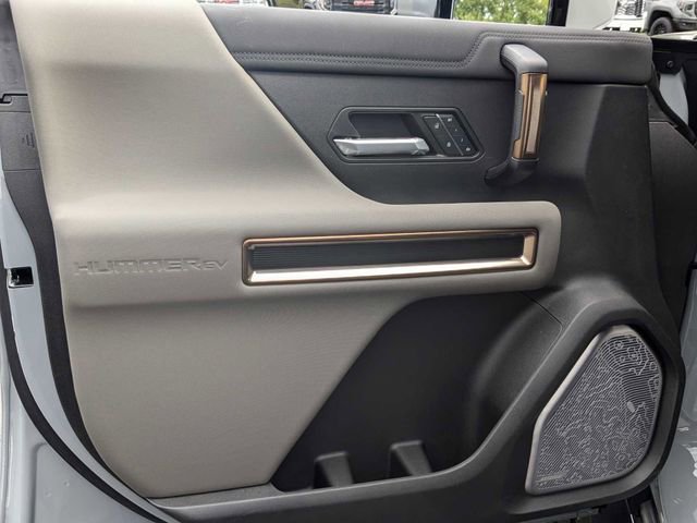 New 2025 GMC Hummer EV 3X image 10