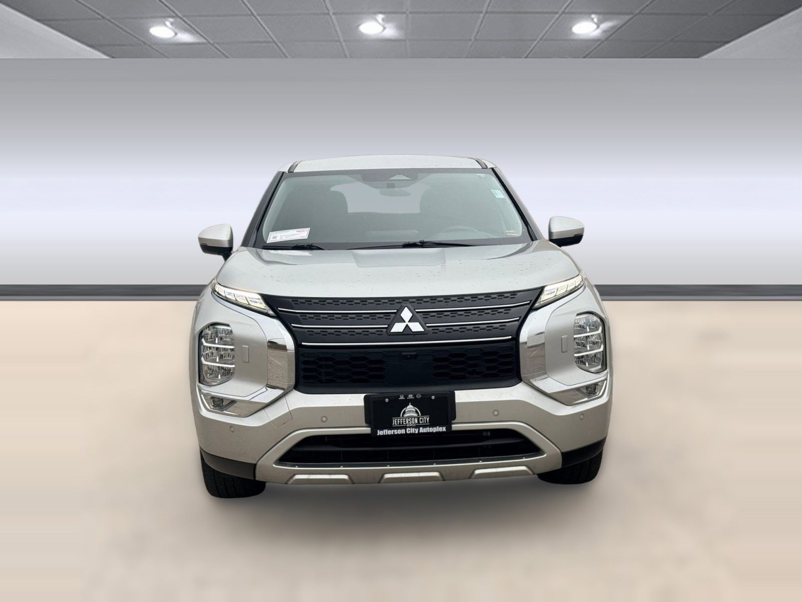 Used 2024 Mitsubishi Outlander SE image 5
