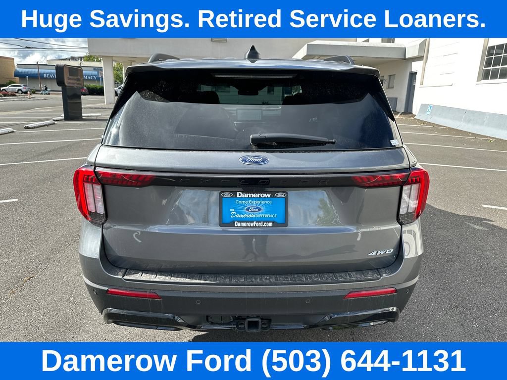 Used 2026 Ford Explorer ST-Line w/ ST-Line Street Pack AWD/4WD image 5