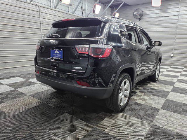 Used 2019 Jeep Compass Latitude w/ Cold Weather Group AWD/4WD image 5