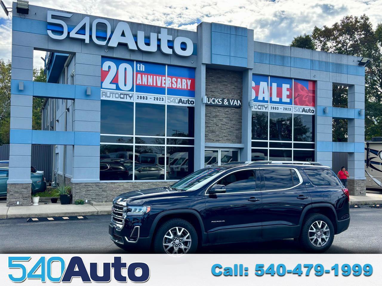 Used 2021 GMC Acadia SLT AWD/4WD image 1