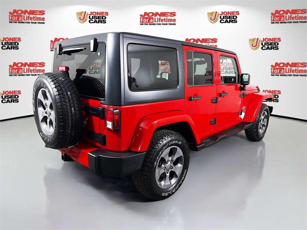 Used 2018 Jeep Wrangler Unlimited Sahara w/ Max Tow Package image 13