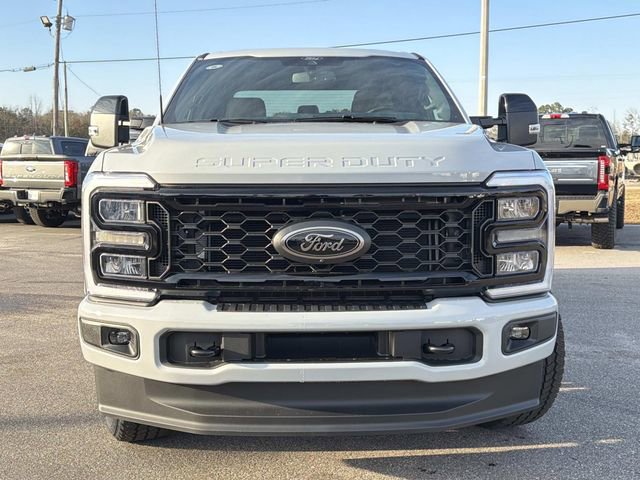 New 2026 Ford F250 Lariat w/ Black Appearance Package image 4