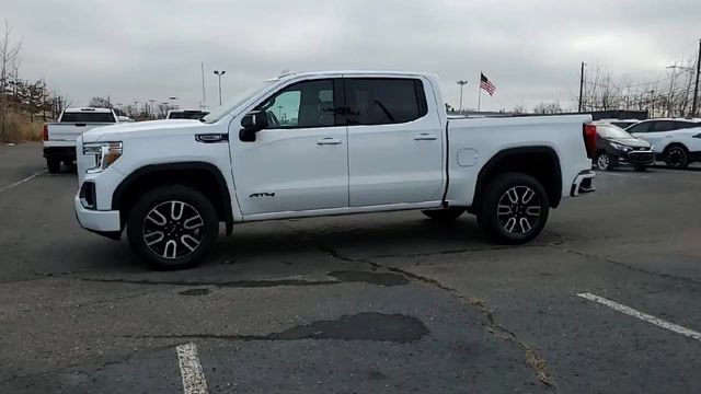 Certified 2022 GMC Sierra 1500 AT4 w/ AT4 Preferred Package image 5